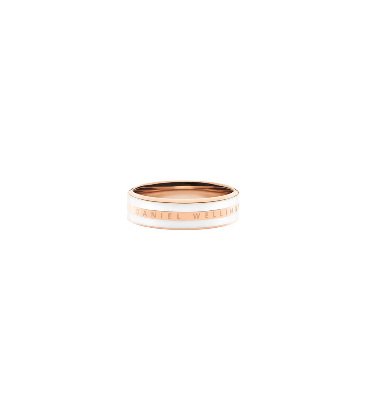 Daniel Wellington - Show off your favorite finger in the Elevation ring.  Discover our jewelry here: bit.ly/Shop_DW | Facebook